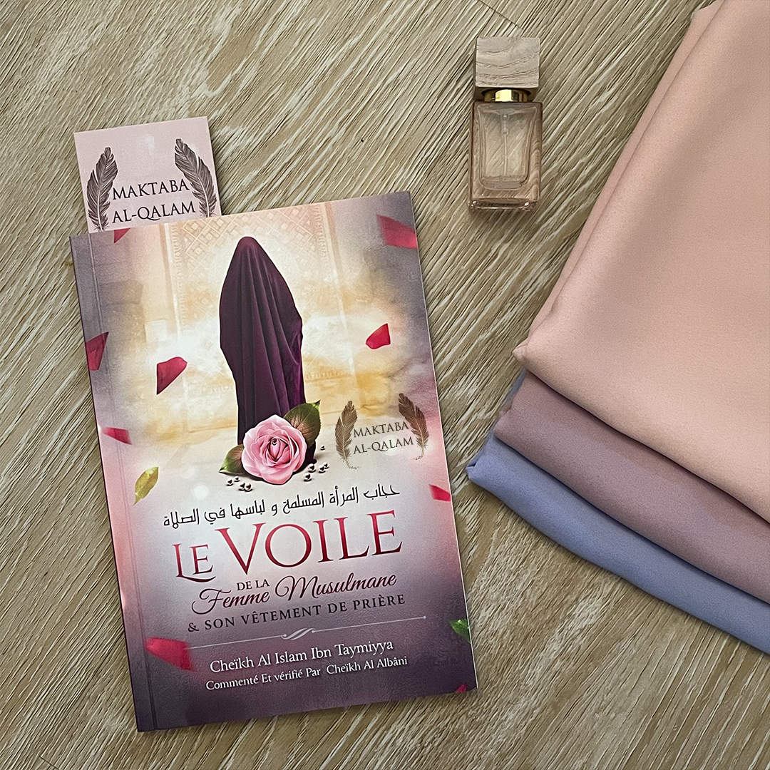 Le Voile de la Femme Musulmane et son vêtement de Prière